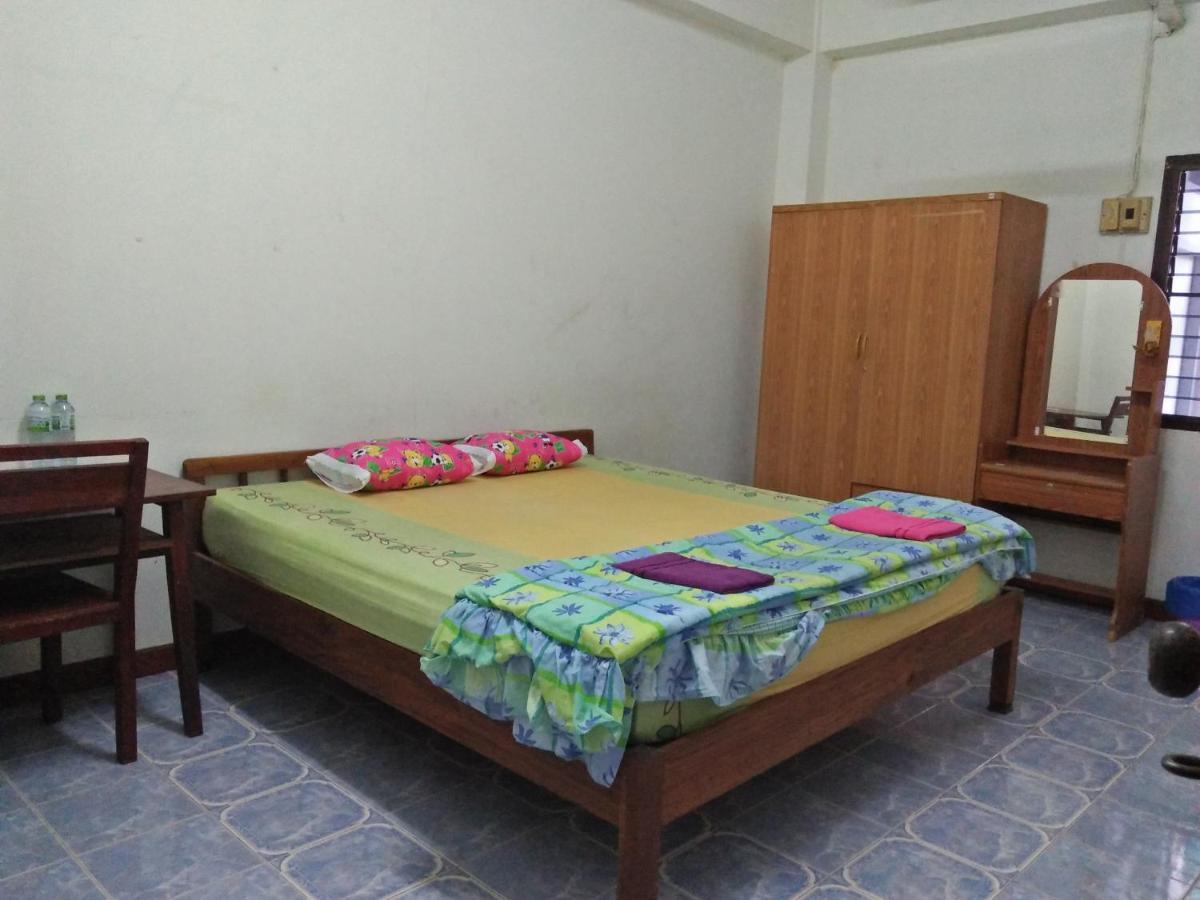 Kim Mansion คิมแมนชั่น Lejlighedshotel Buri Ram Eksteriør billede